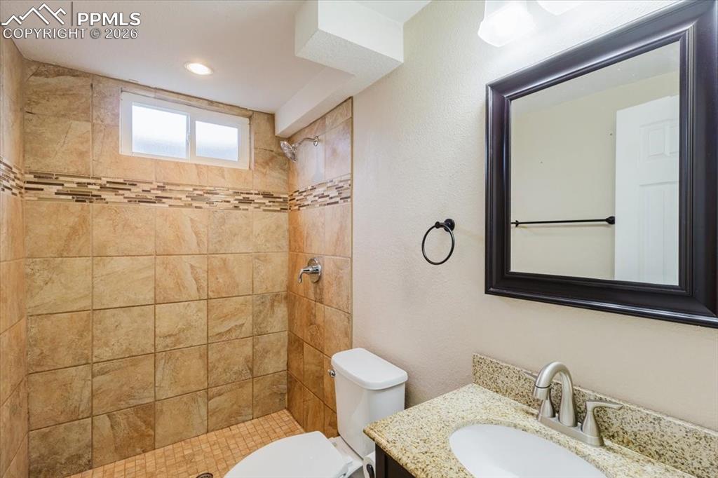 1815 Montezuma Drive Colorado Springs CO 80910