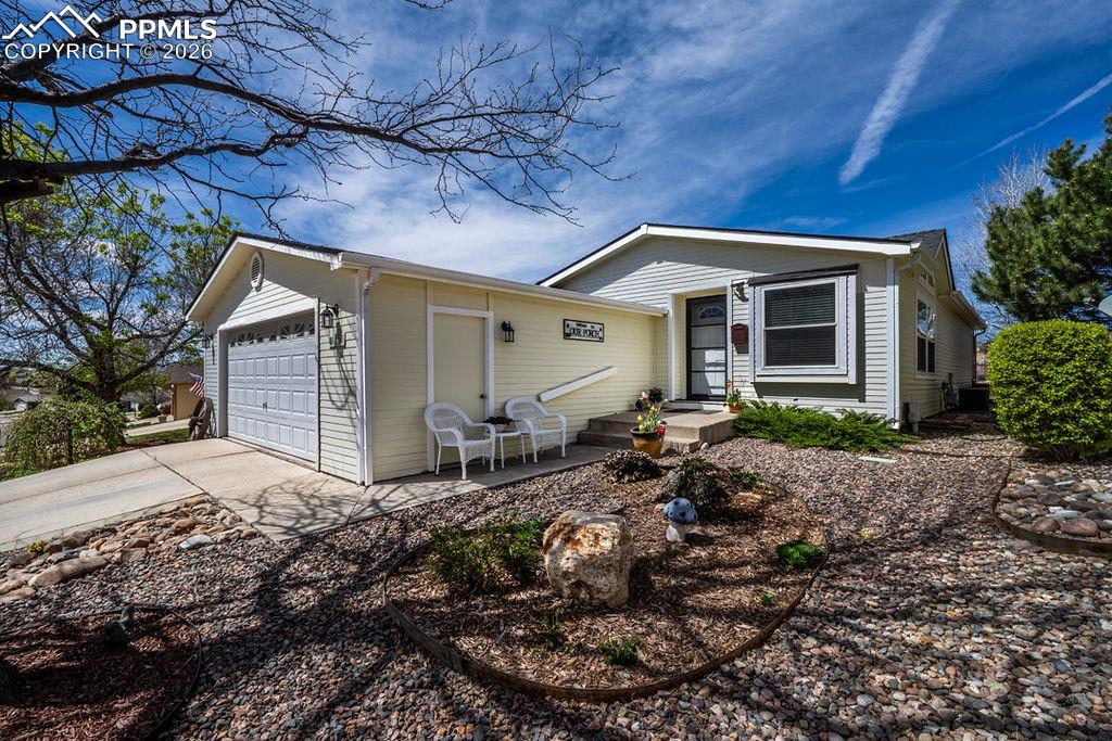 4024 Gray Fox Heights Colorado Springs CO 80922