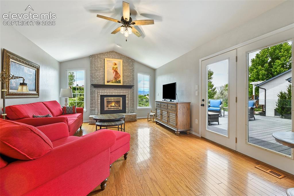 5452 Wells Fargo Drive Colorado Springs CO 80918