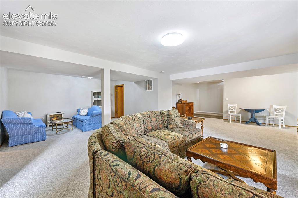 5452 Wells Fargo Drive Colorado Springs CO 80918