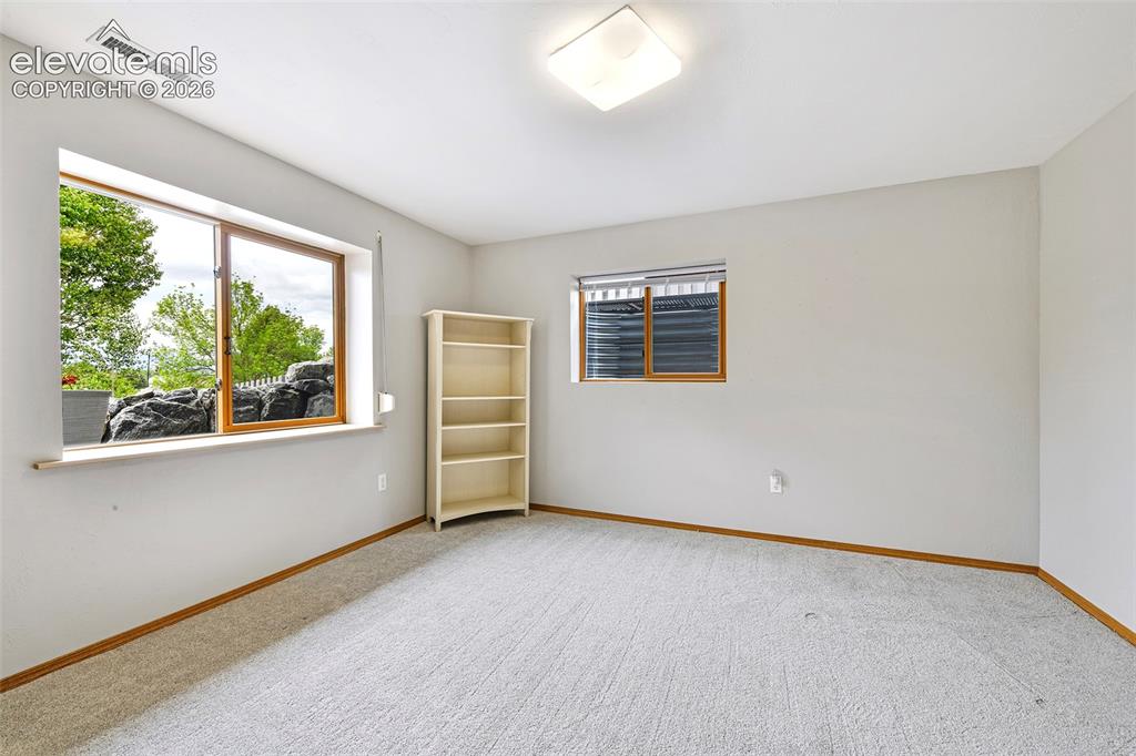 5452 Wells Fargo Drive Colorado Springs CO 80918