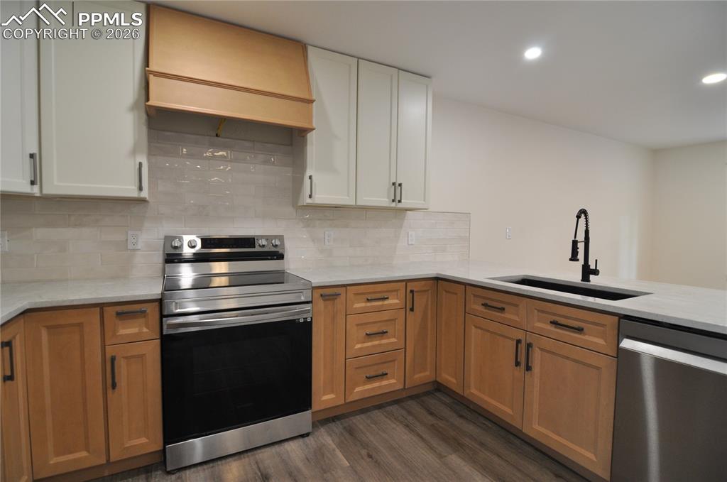 995 Oakwood Drive Castle Rock CO 80104