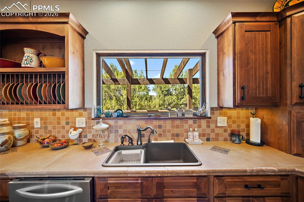 8200 Abbey Road Pueblo CO 81004