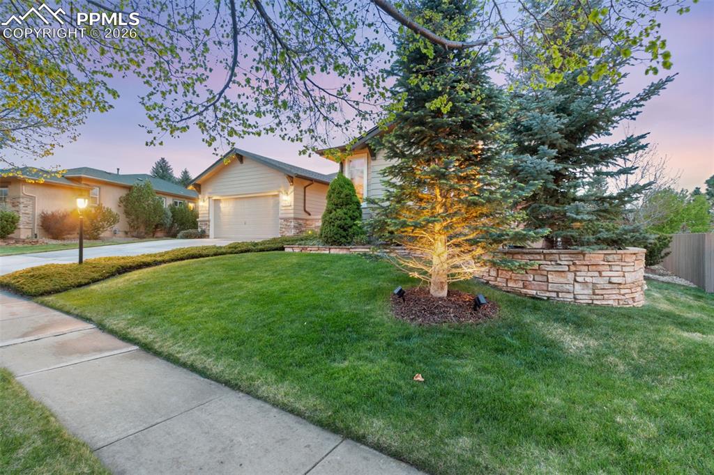 3425 Hollycrest Drive Colorado Springs CO 80920