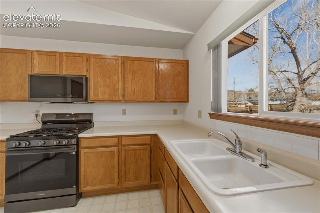 813 Meadows Avenue Canon City CO 81212