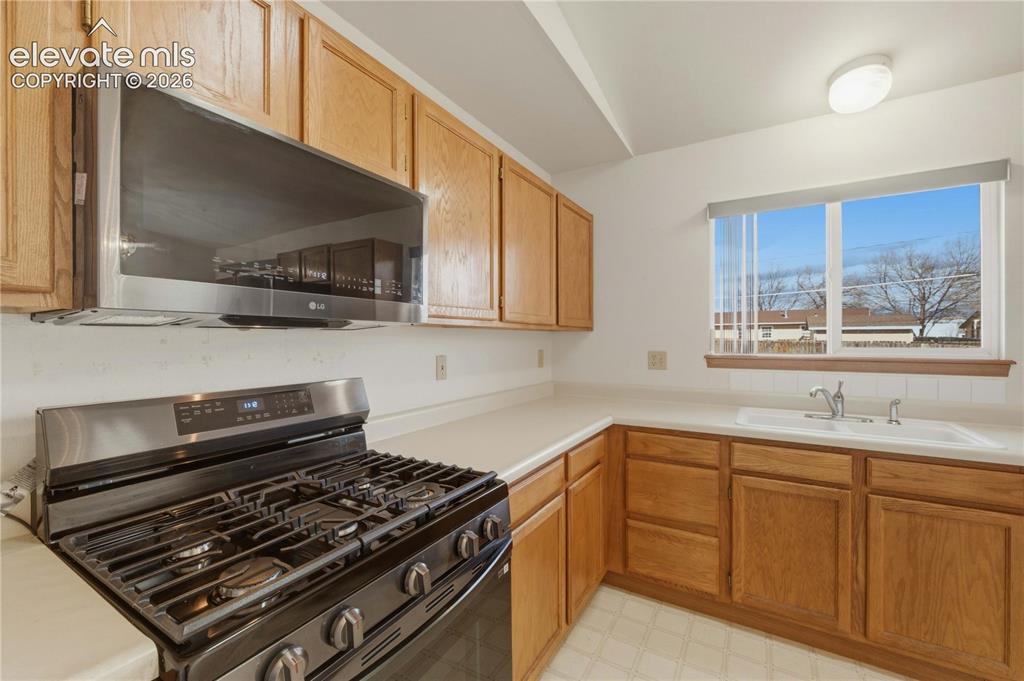 813 Meadows Avenue Canon City CO 81212