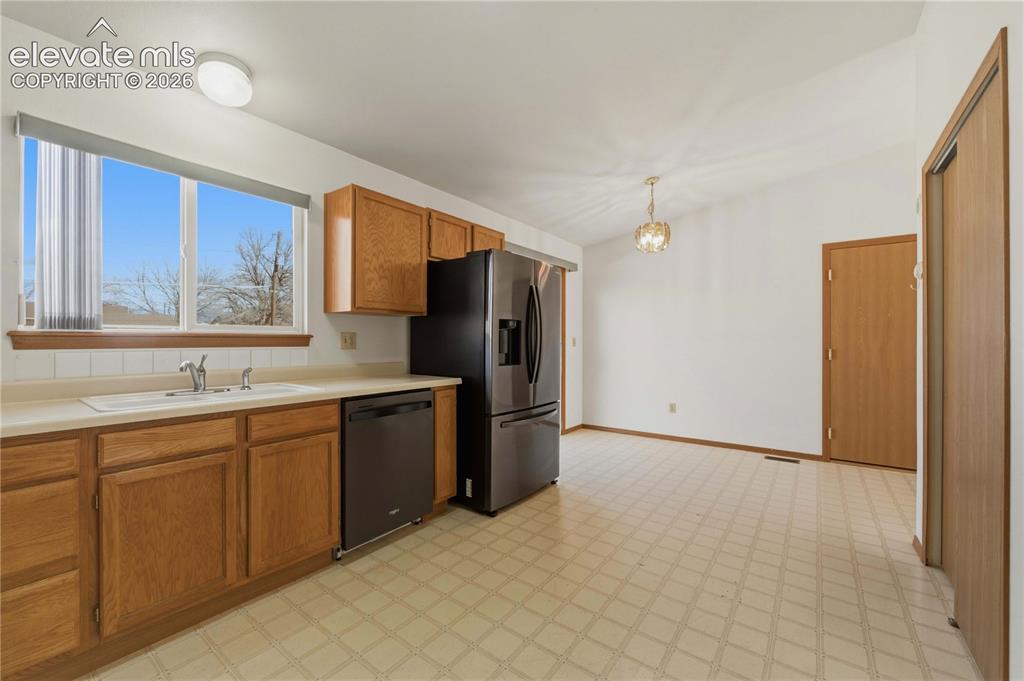 813 Meadows Avenue Canon City CO 81212