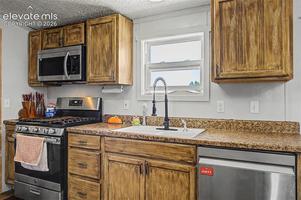972 S Saddlerock Drive Pueblo CO 81007