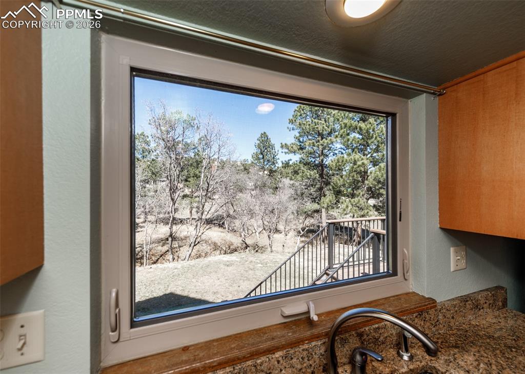 1118 War Eagle Court Colorado Springs CO 80919