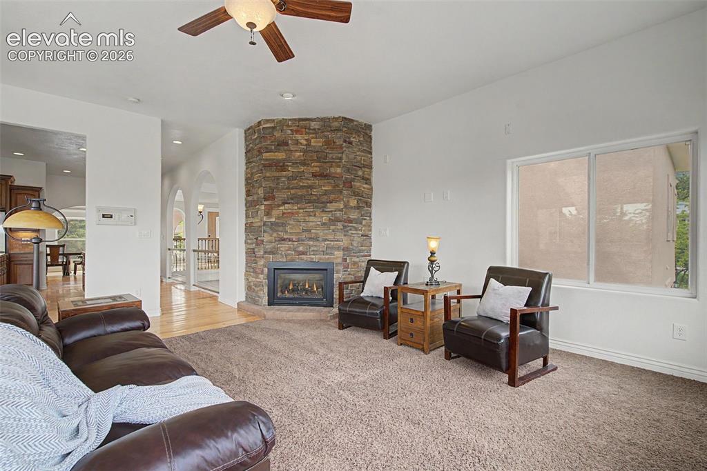 370 Oakhurst Lane Colorado Springs CO 80906