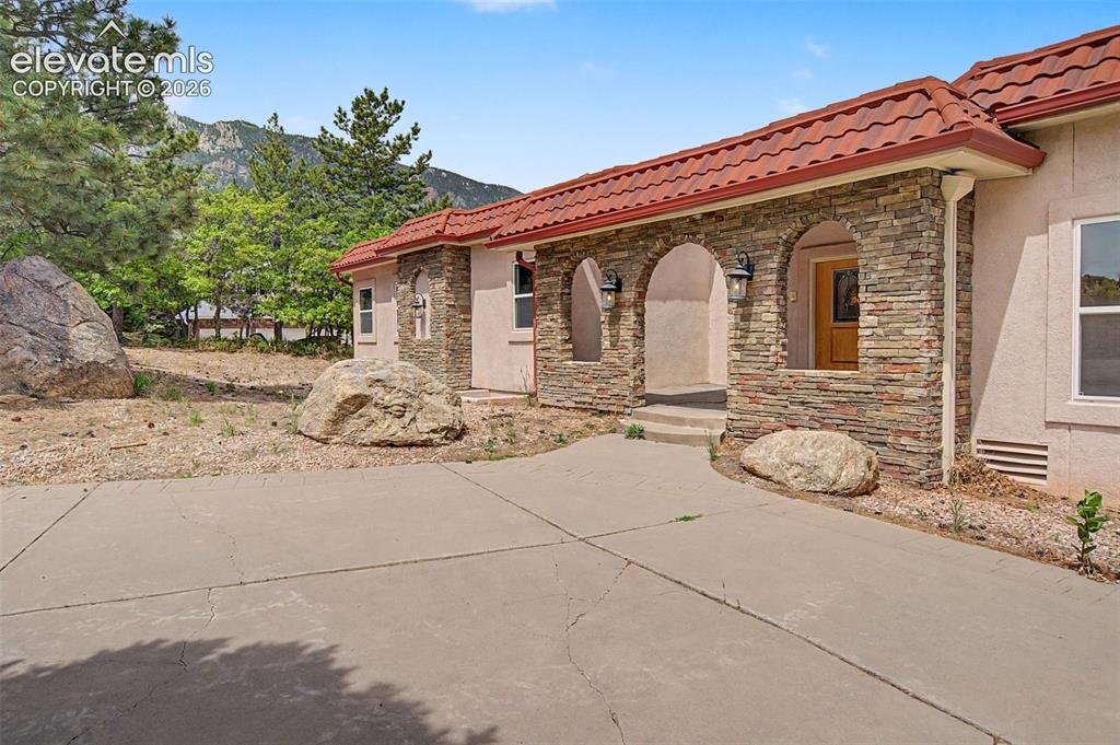 370 Oakhurst Lane Colorado Springs CO 80906