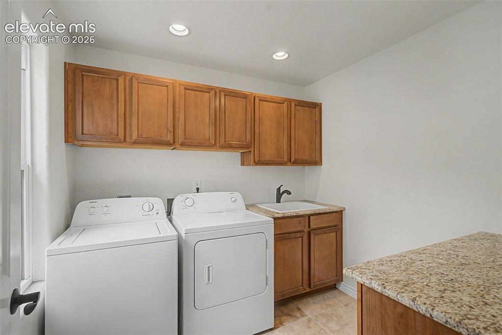 370 Oakhurst Lane Colorado Springs CO 80906