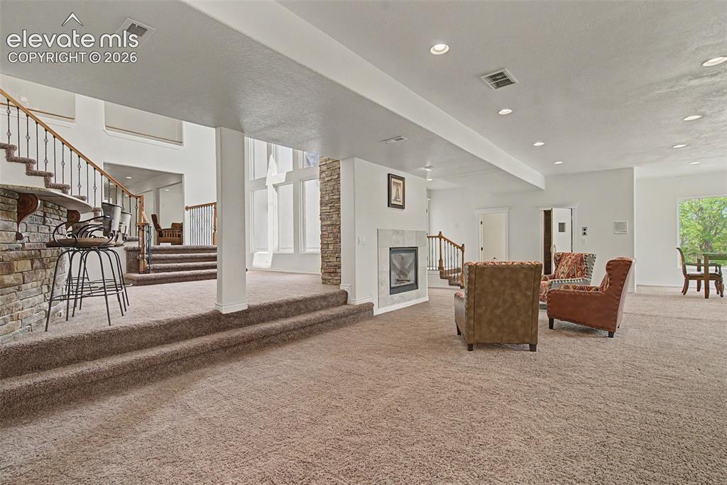 370 Oakhurst Lane Colorado Springs CO 80906