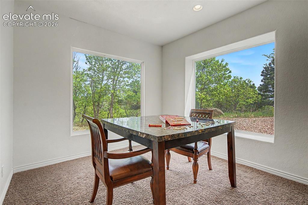 370 Oakhurst Lane Colorado Springs CO 80906