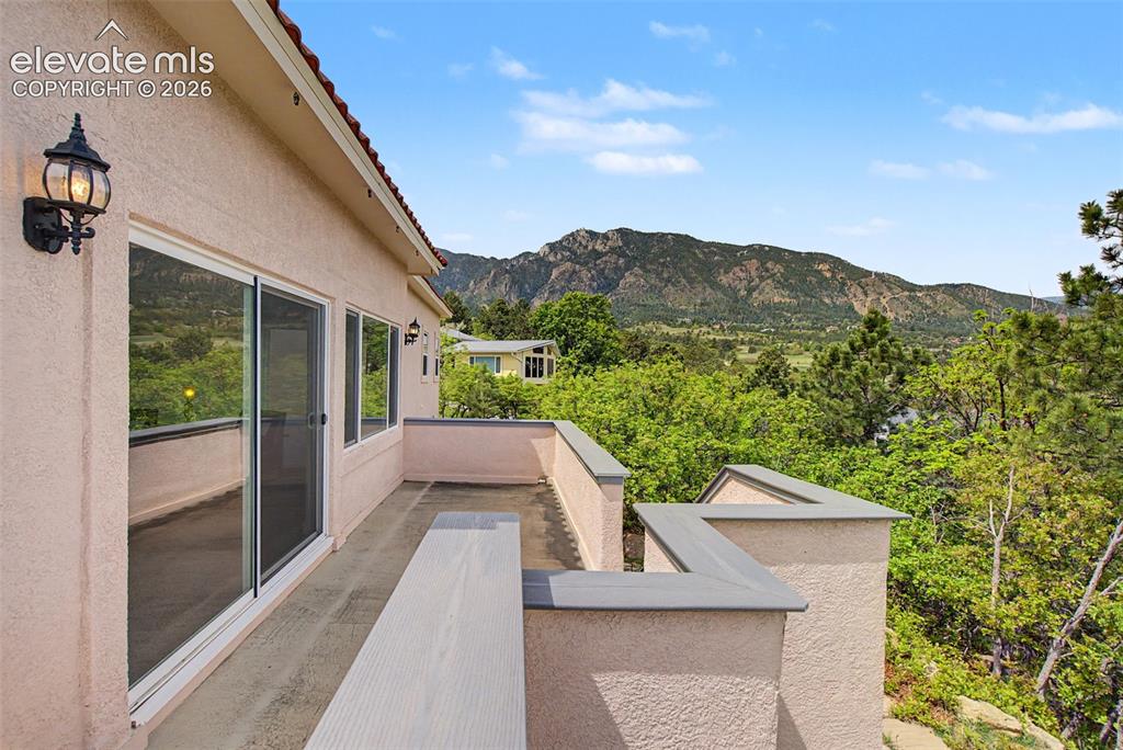 370 Oakhurst Lane Colorado Springs CO 80906
