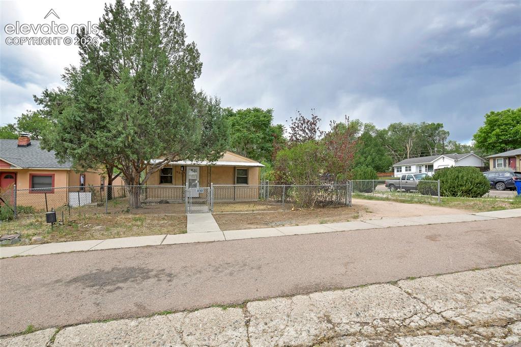 930 Alexander Road Colorado Springs CO 80909