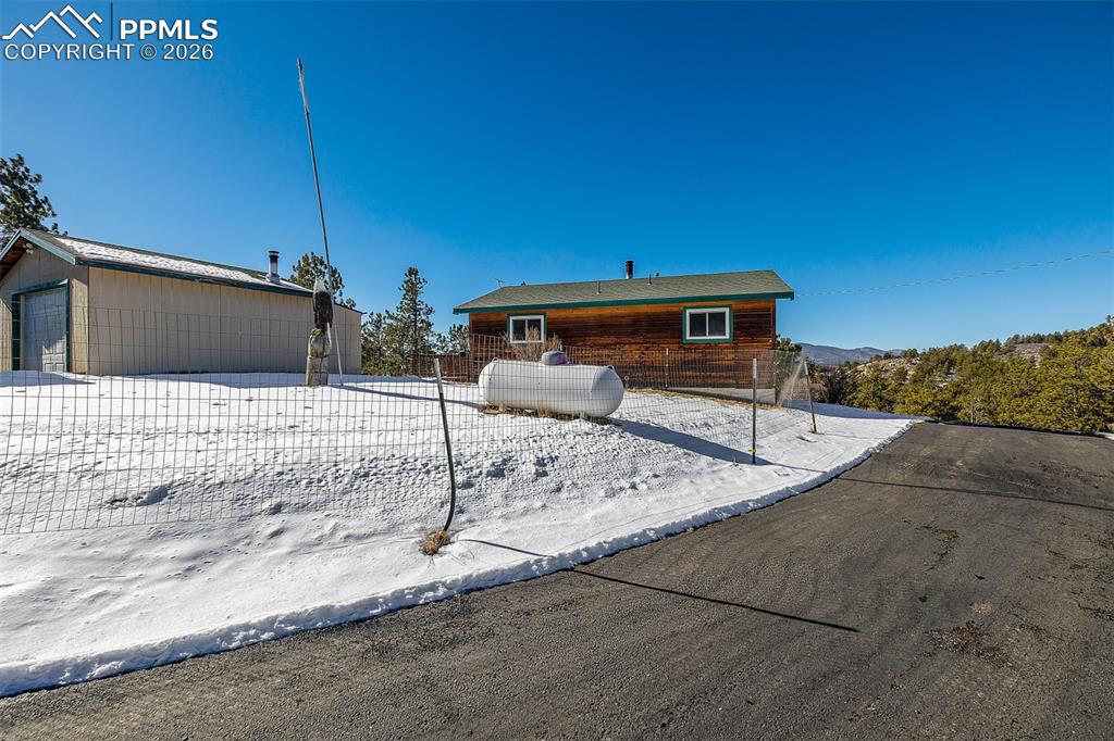 201 Lake Drive Florissant CO 80816