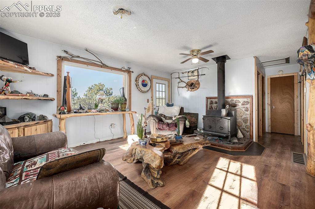 201 Lake Drive Florissant CO 80816