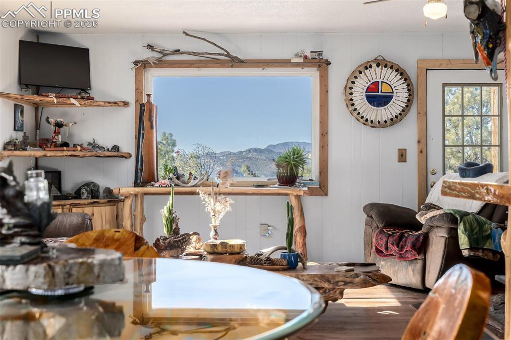 201 Lake Drive Florissant CO 80816