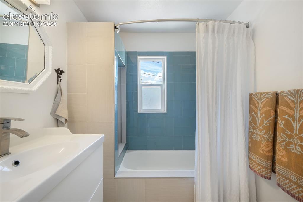 11860 W Independence Avenue Lakewood CO 80401