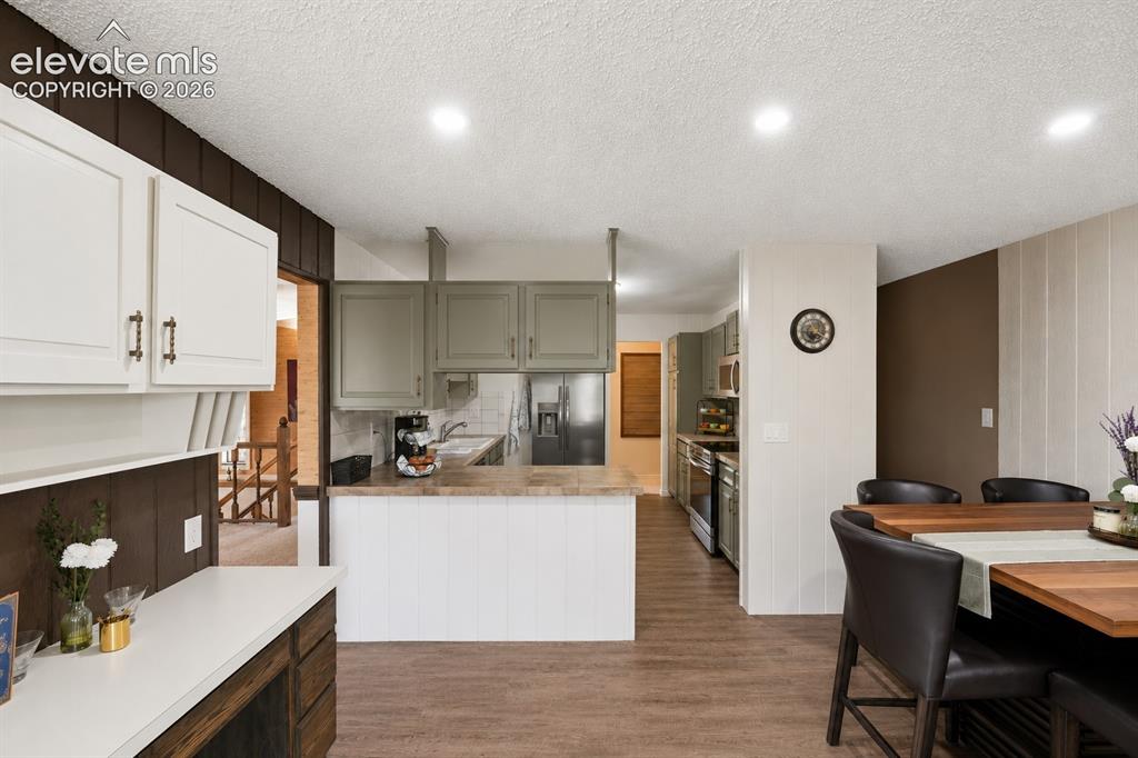 2411 Shalimar Drive Colorado Springs CO 80915