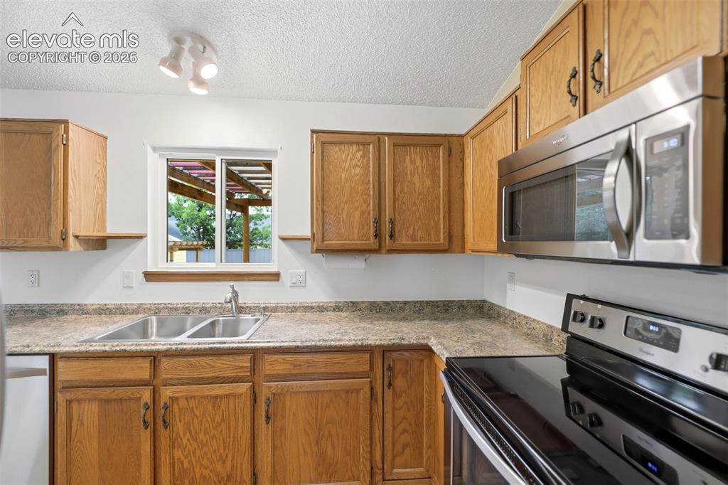 637 Trailcrest Court Colorado Springs CO 80906