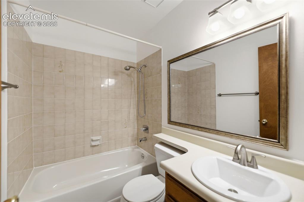 637 Trailcrest Court Colorado Springs CO 80906