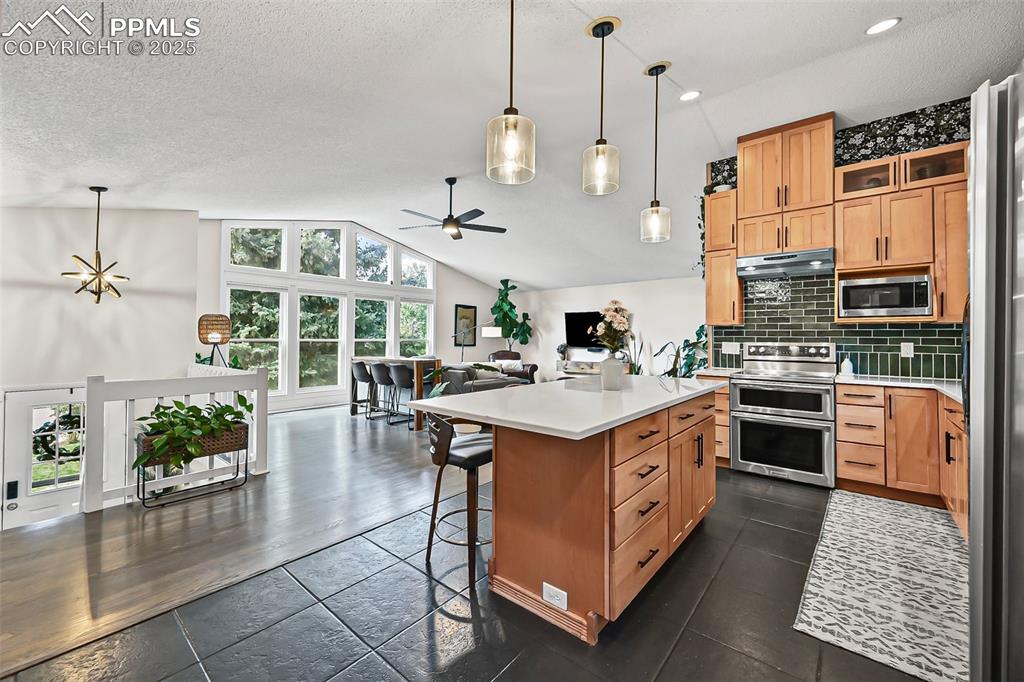 505 Silver Spring Circle Colorado Springs CO 80919