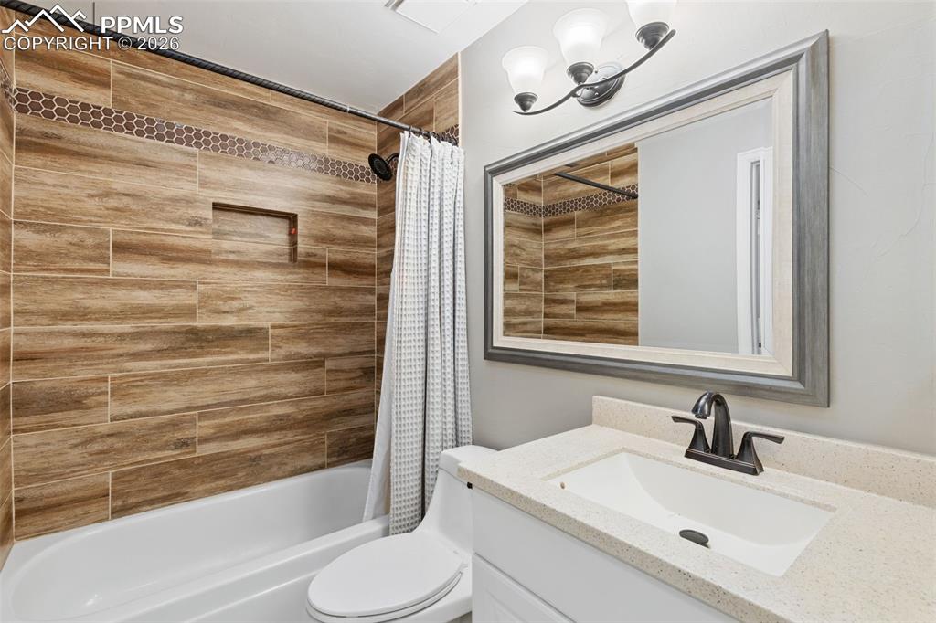 230 Saddlemountain Road Colorado Springs CO 80919