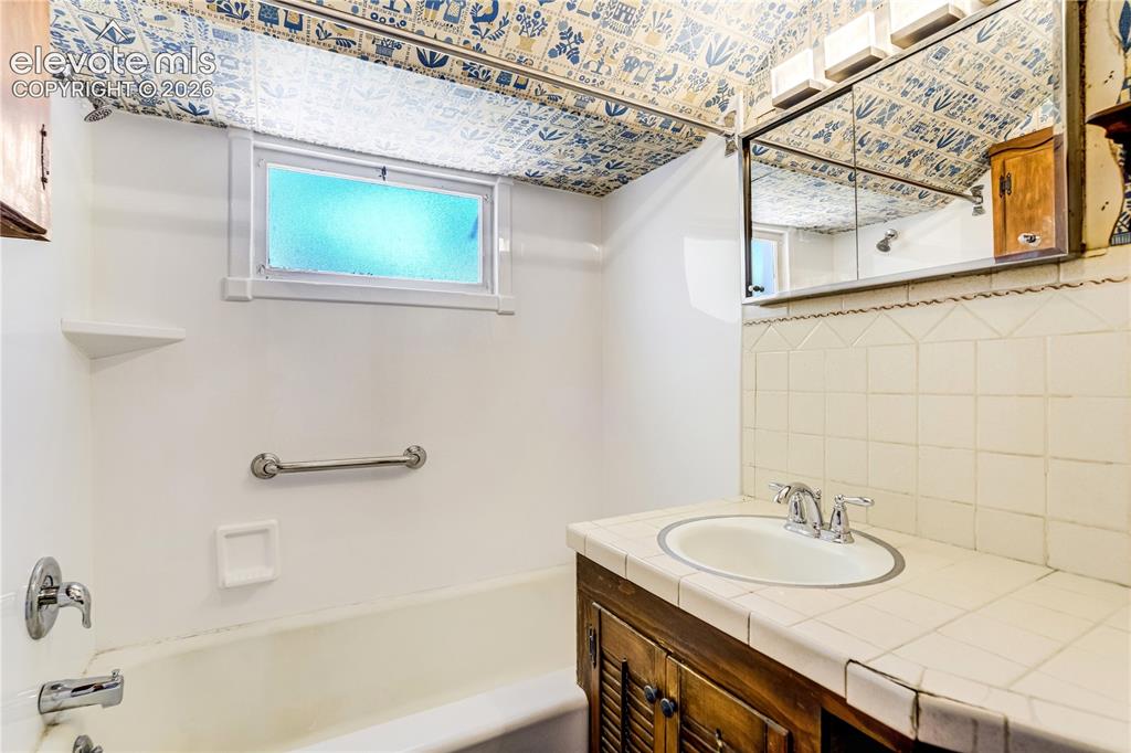 1823 Cheyenne Boulevard Colorado Springs CO 80906