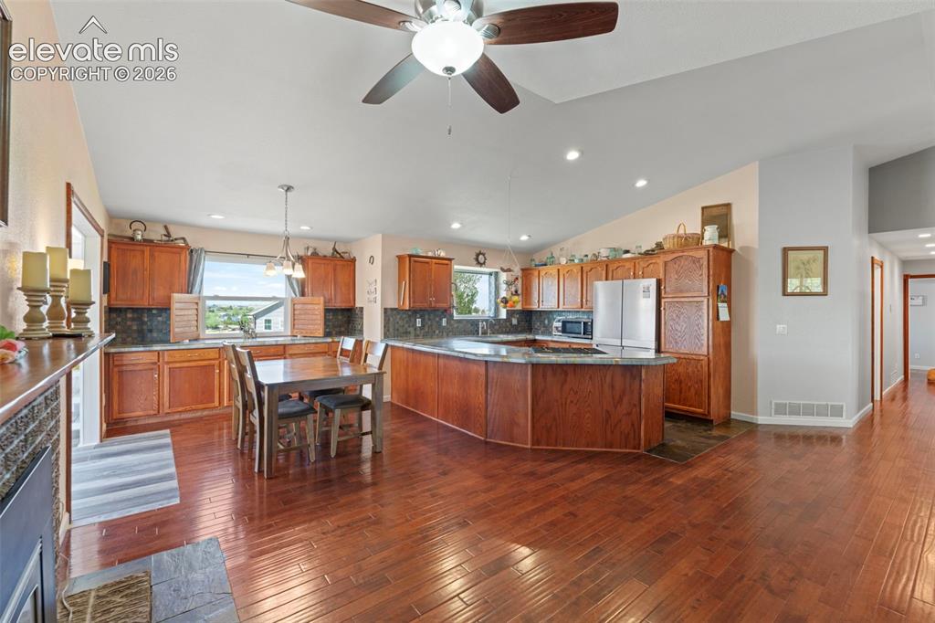 8191 Sun Country Drive Elizabeth CO 80107