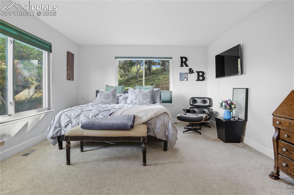 35 Ravenglass Way Colorado Springs CO 80906
