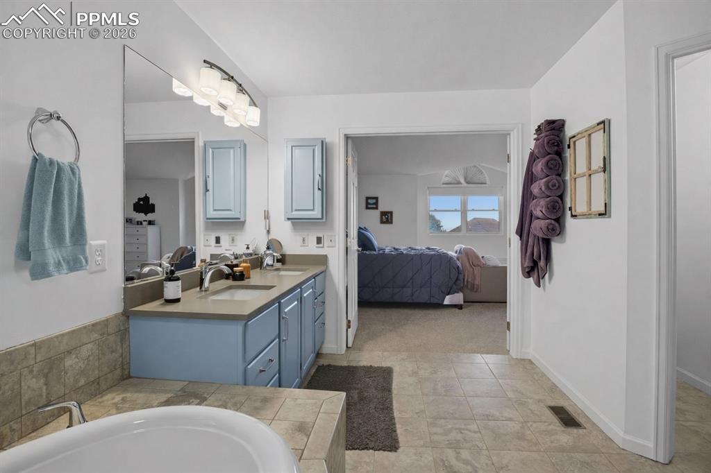 35 Ravenglass Way Colorado Springs CO 80906