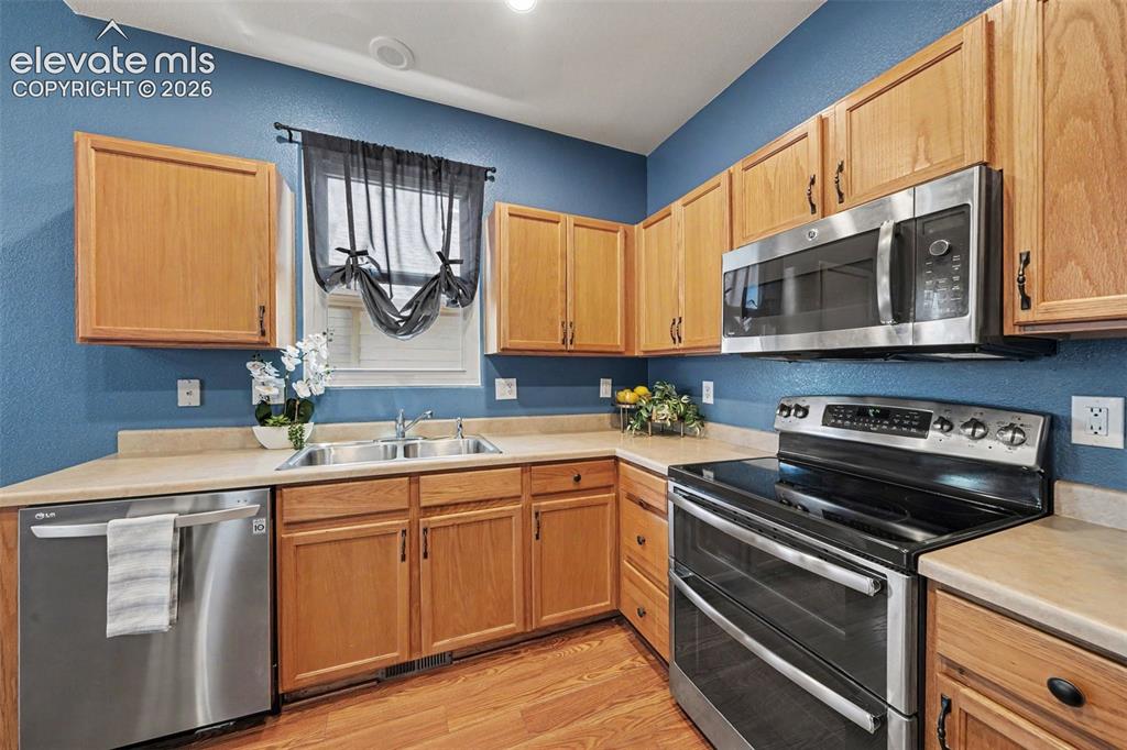 11938 Rodez Grove Peyton CO 80831