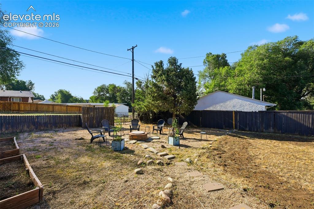 1017 Prairie Road Colorado Springs CO 80909