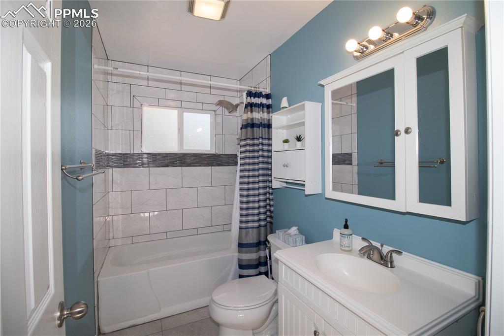 1513 Kingsley Drive Colorado Springs CO 80909