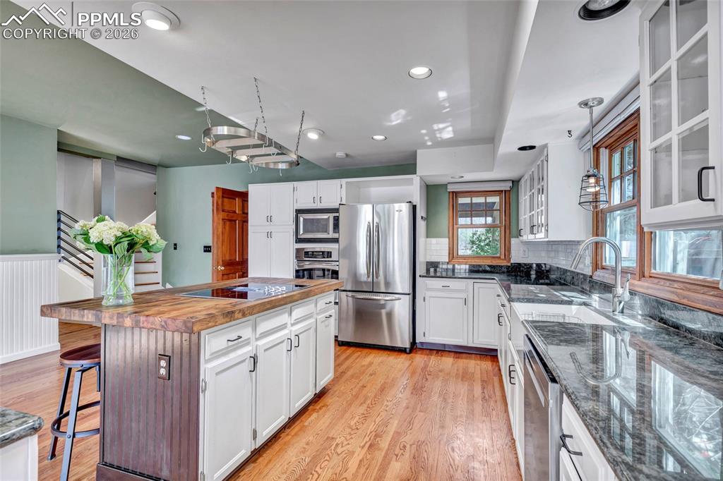 1434 Wood Avenue Colorado Springs CO 80907