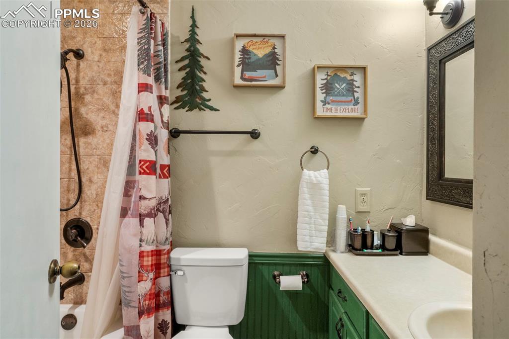 4076 Omer Lane Divide CO 80814