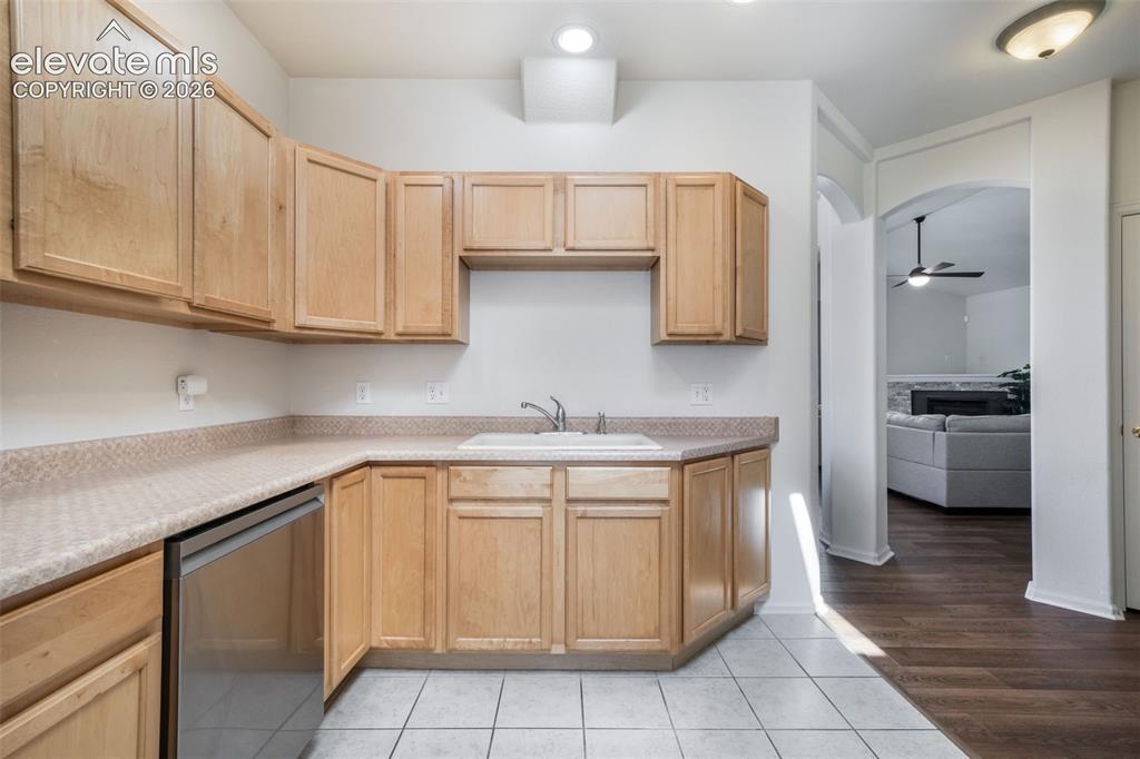 1807 Paseo Del Tesoro Pueblo CO 81008