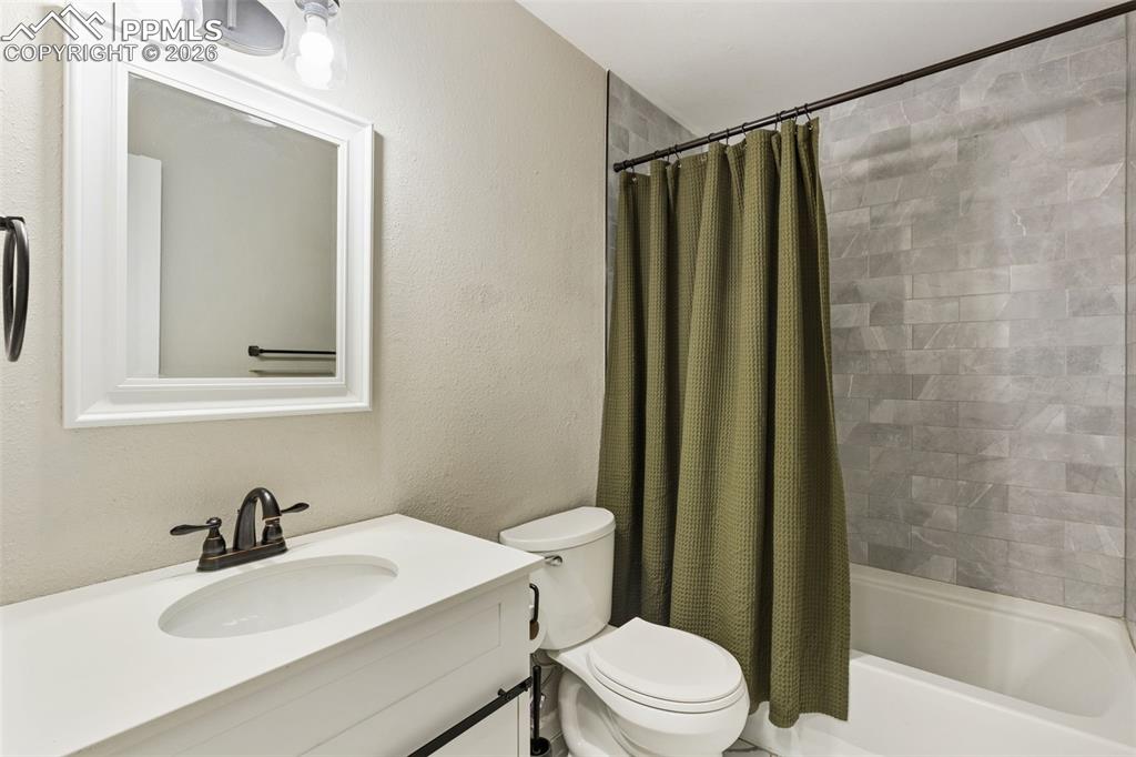 2149 Whitewood Drive Colorado Springs CO 80910