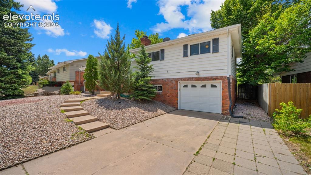 2406 N Circle Drive Colorado Springs CO 80909