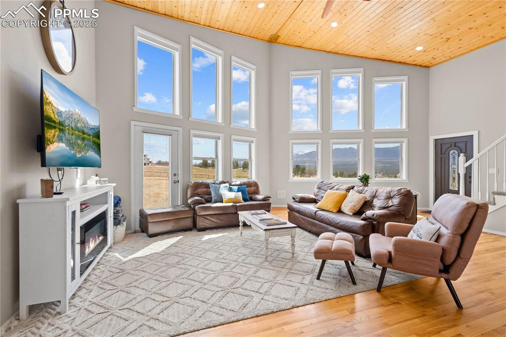 545 Struthers Loop Colorado Springs CO 80921