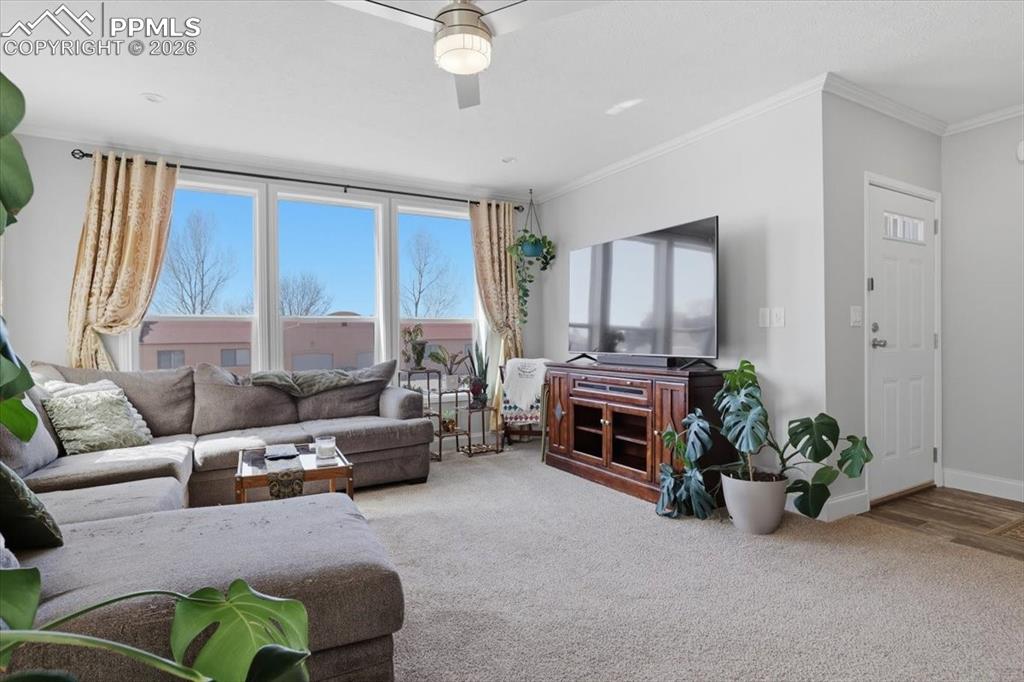 279 W Acorn Drive Pueblo CO 81007