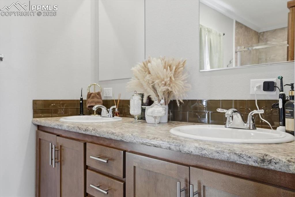 279 W Acorn Drive Pueblo CO 81007