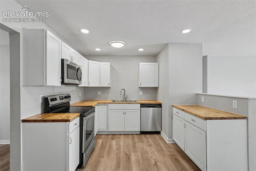 4416 S Chamberlin Drive Colorado Springs CO 80906