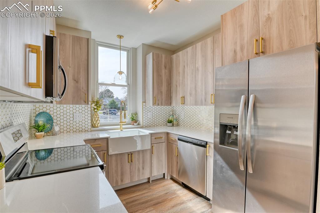 2734 Dickens Drive Colorado Springs CO 80916