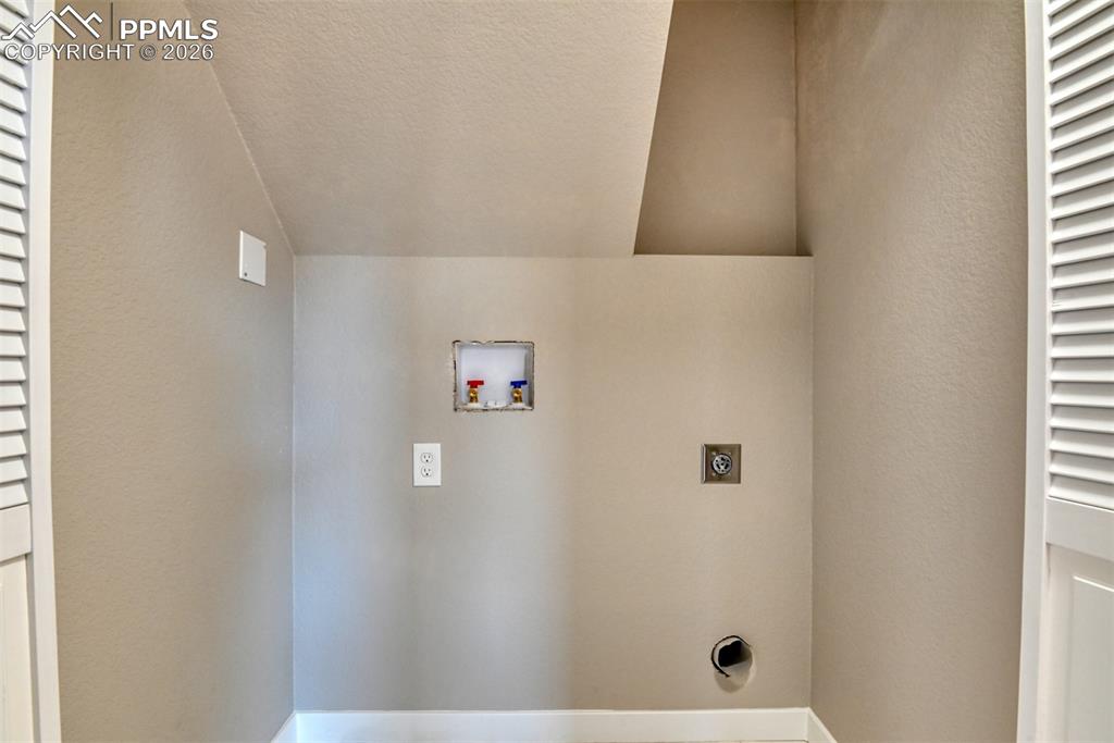 2734 Dickens Drive Colorado Springs CO 80916