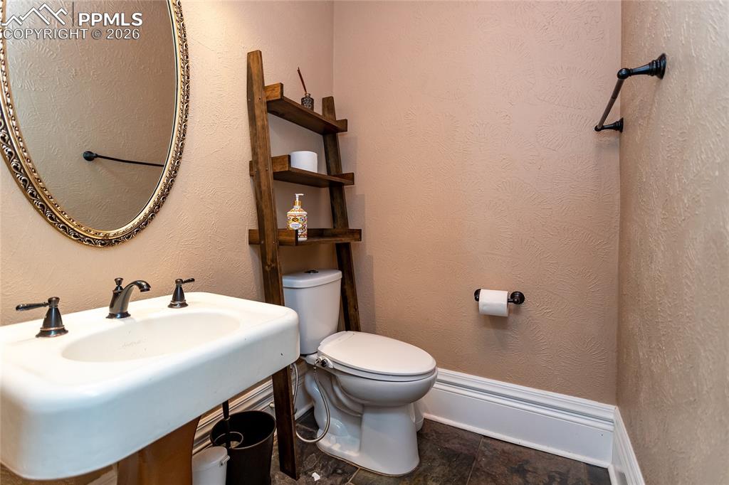 2008 N Nevada Avenue Colorado Springs CO 80907