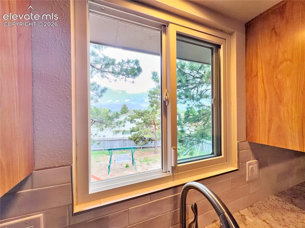 6530 Brook Park Drive Colorado Springs CO 80918