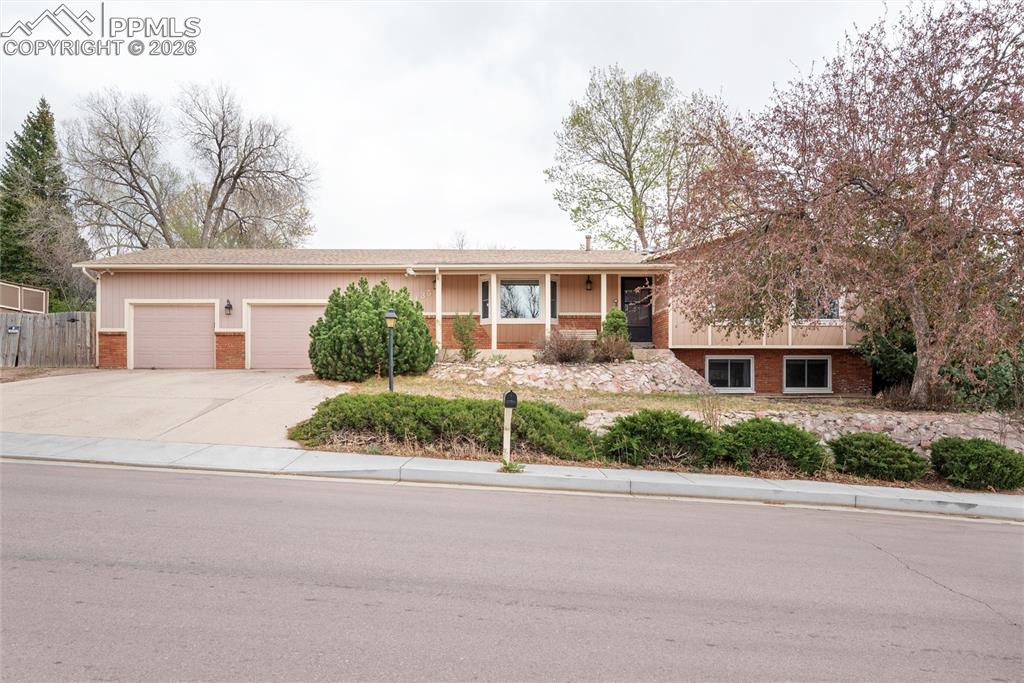 3435 Cortina Drive Colorado Springs CO 80918